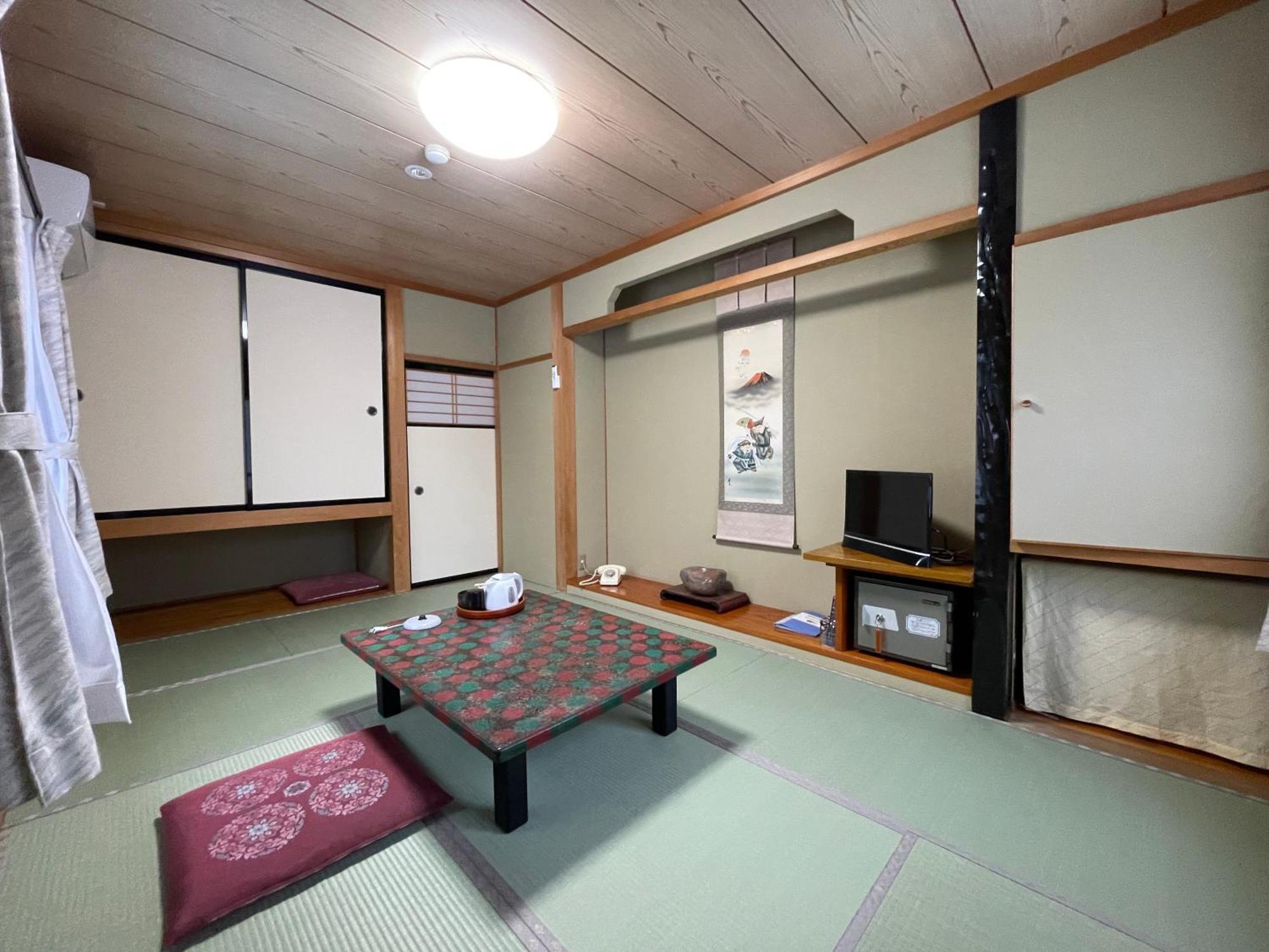 Hotel Suisensou Takayama  Zewnętrze zdjęcie